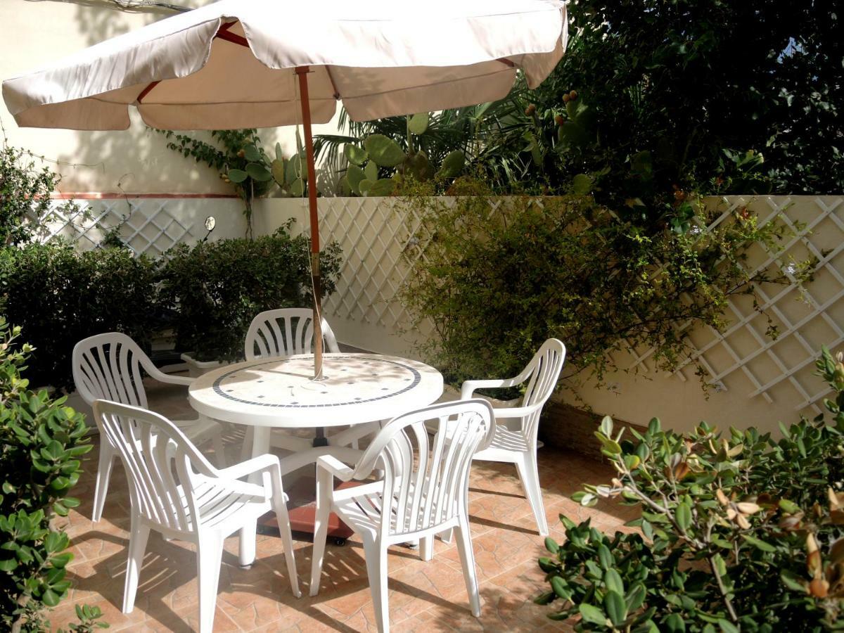 Casa Vacanze Metrosideros Σαν Βίτο λο Κάπο Εξωτερικό φωτογραφία